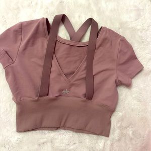 Alo yoga top